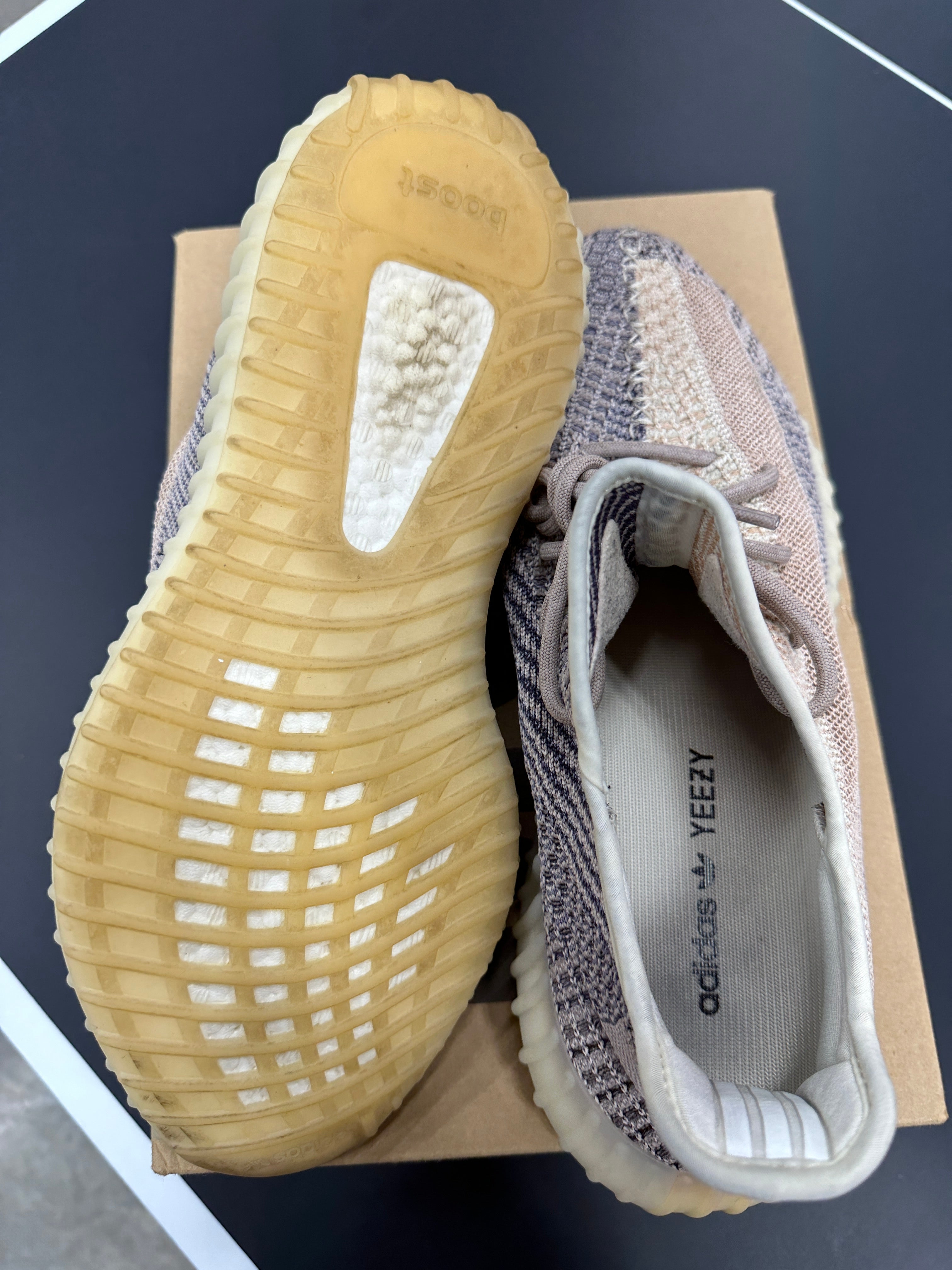 Yeezy 350 V2 Ashpea Sz 12