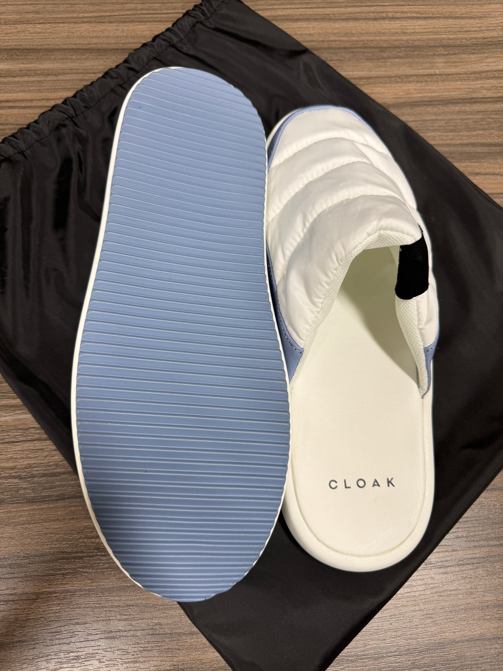 Cloak Slides Sz 11
