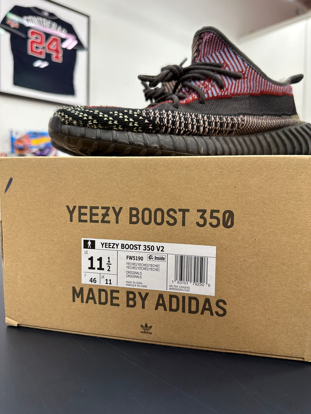 Yeezy 350 V2 Yechei Sz 11.5