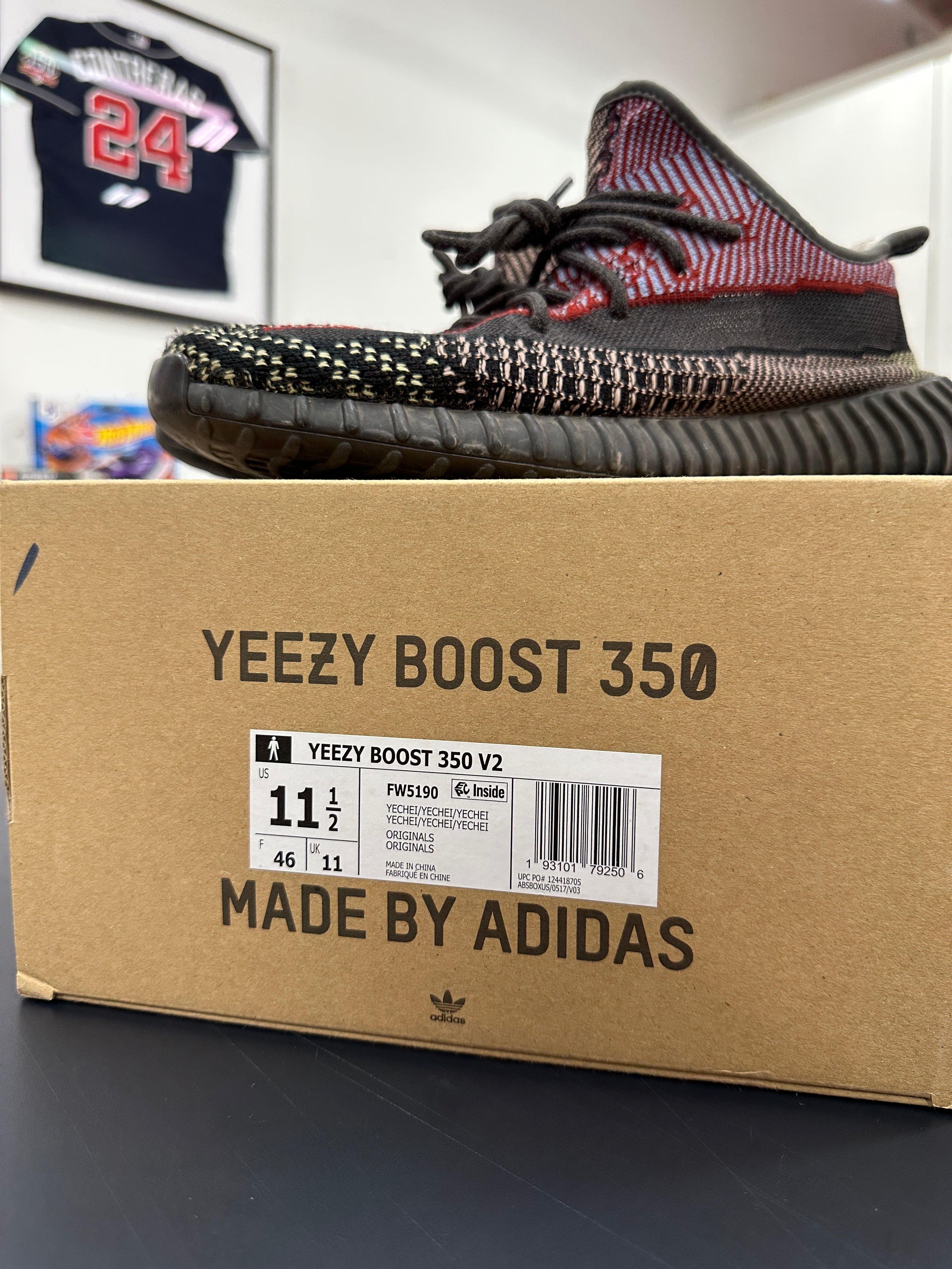 Yeezy 350 V2 Yechei Sz 11.5