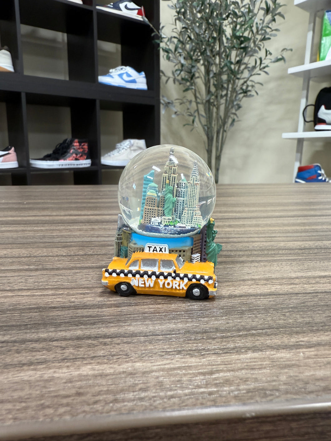 New York Snow Globe