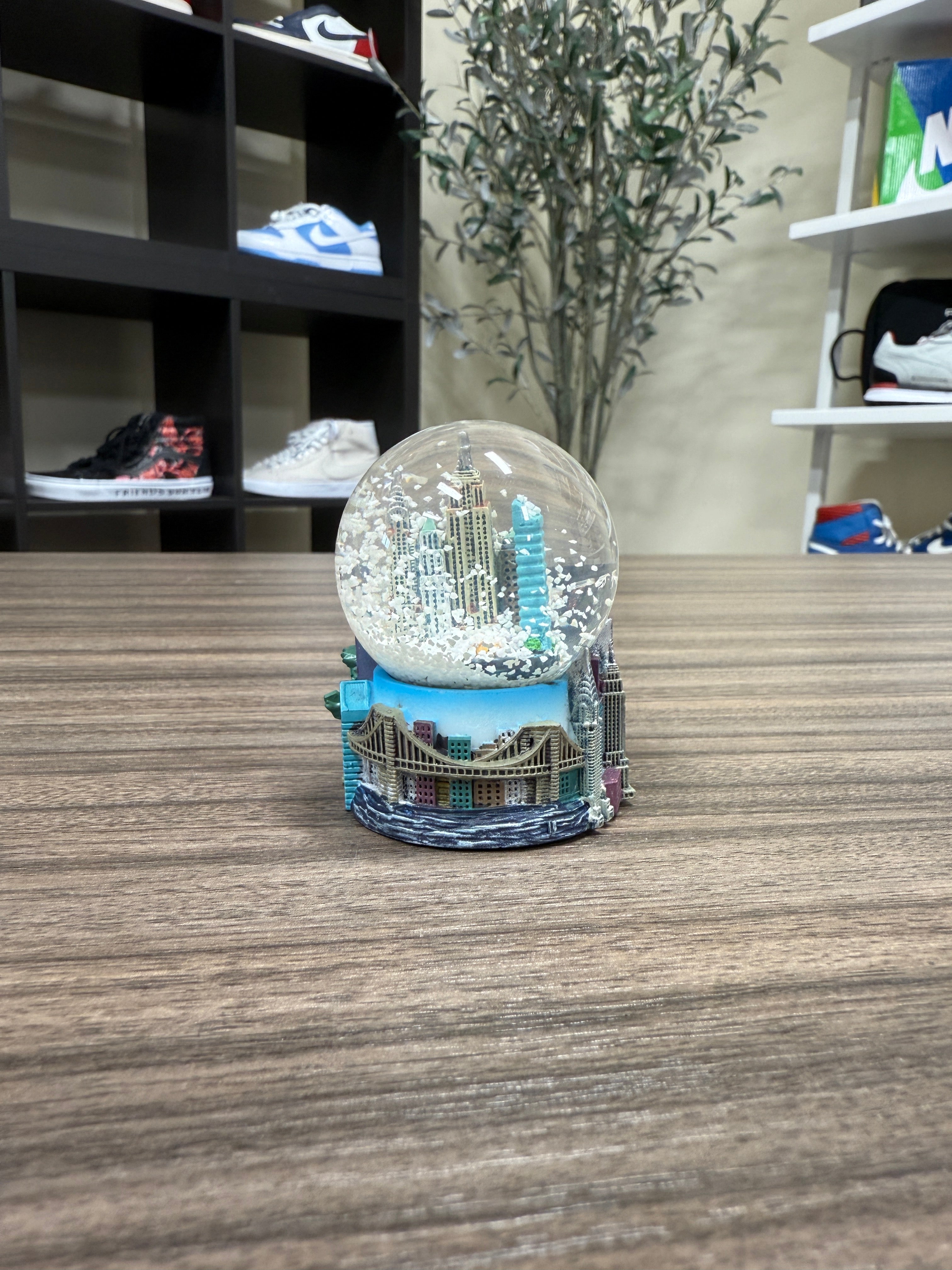 New York Snow Globe