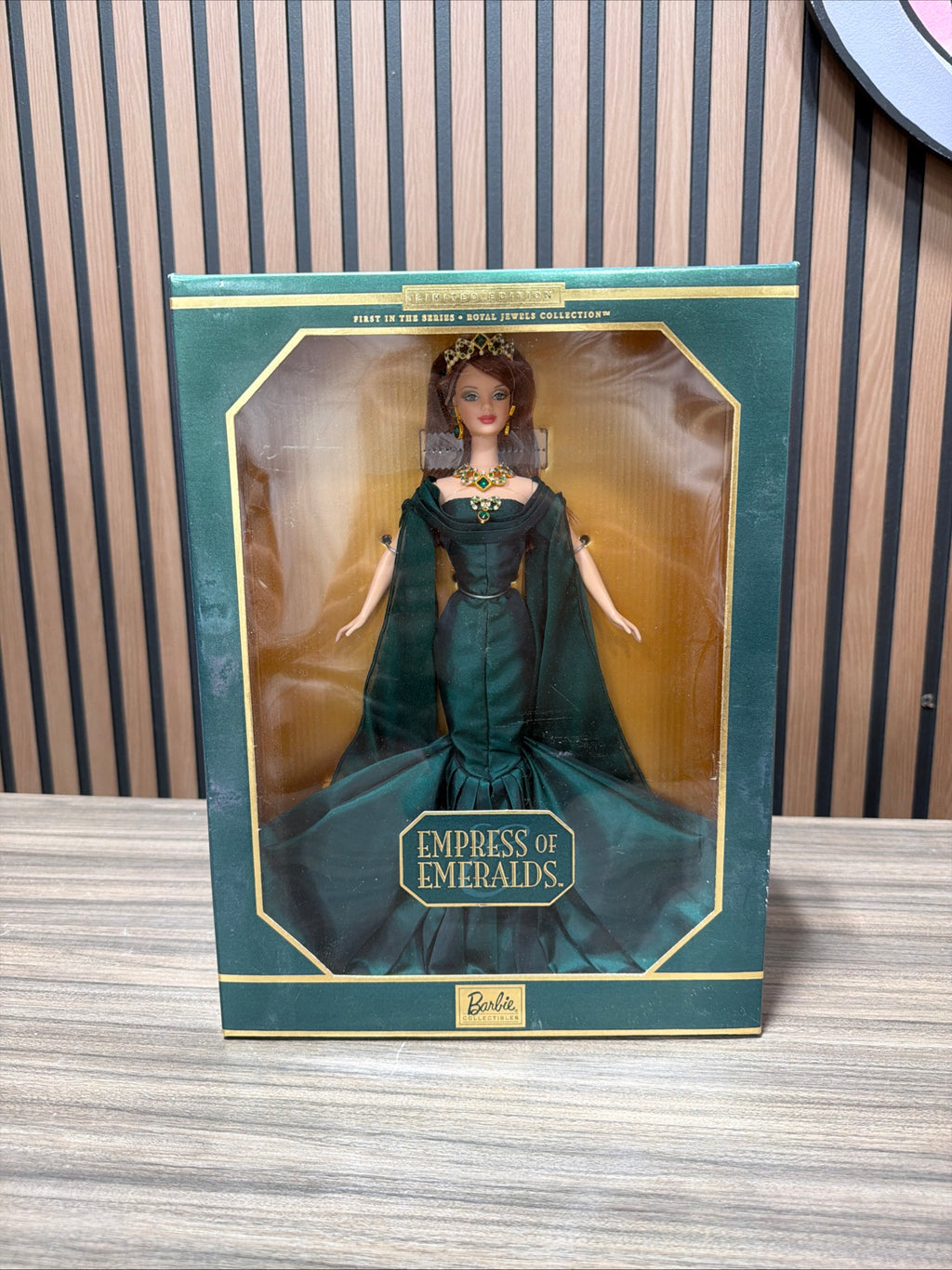 Barbie Empress of Emeralds Doll Royal Jewels Collection 1999 Mattel 25680