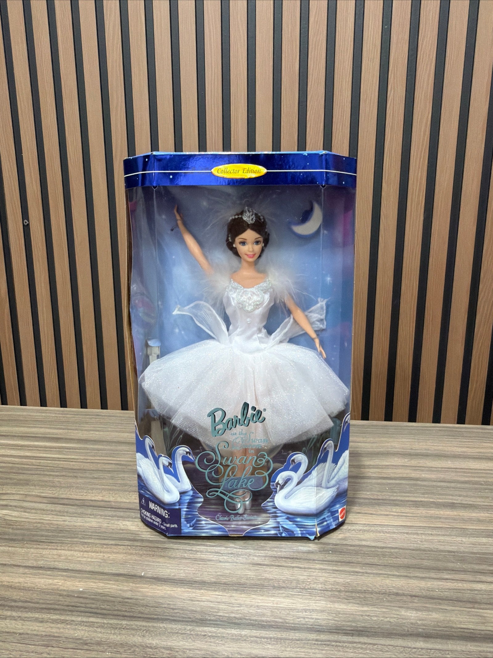 Barbie as the Swan Queen from Swan Lake Doll 1997 Mattel 18509