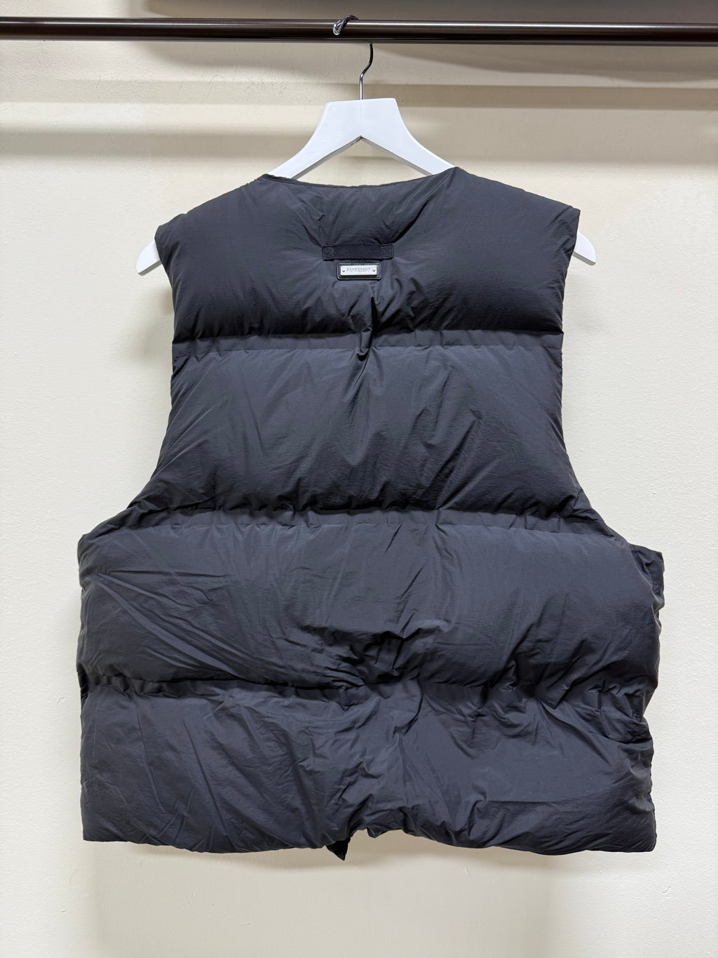 Represent Puffer Vest Sz L