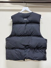 Load image into Gallery viewer, Represent Puffer Vest Sz L
