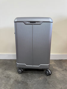 Samsonite Silhouette 17 Expandable Hardside Carry On Aluminum Silver