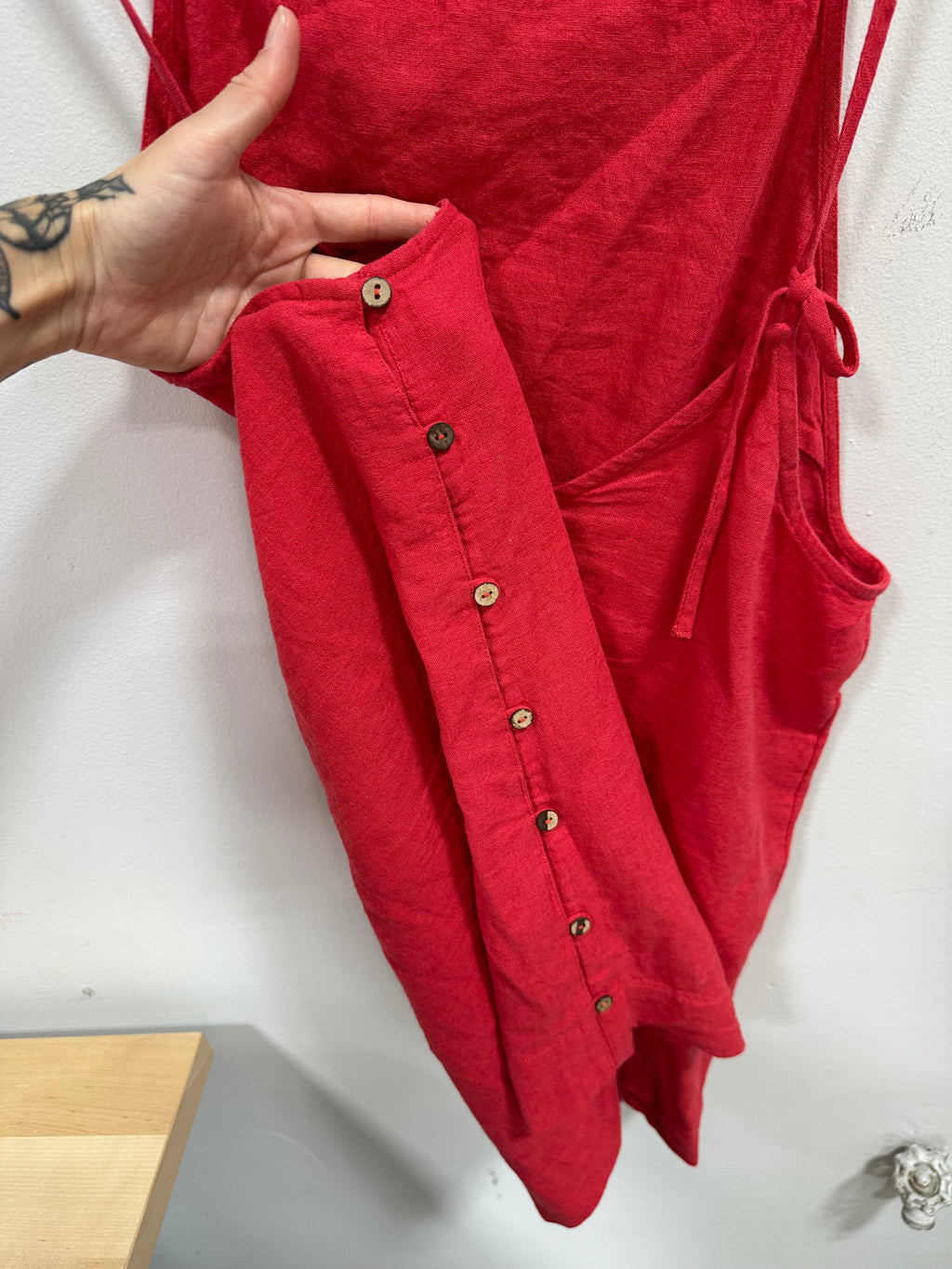 Free People Free-Est Sightseer Linen Apron Tank Top Red Side Button L