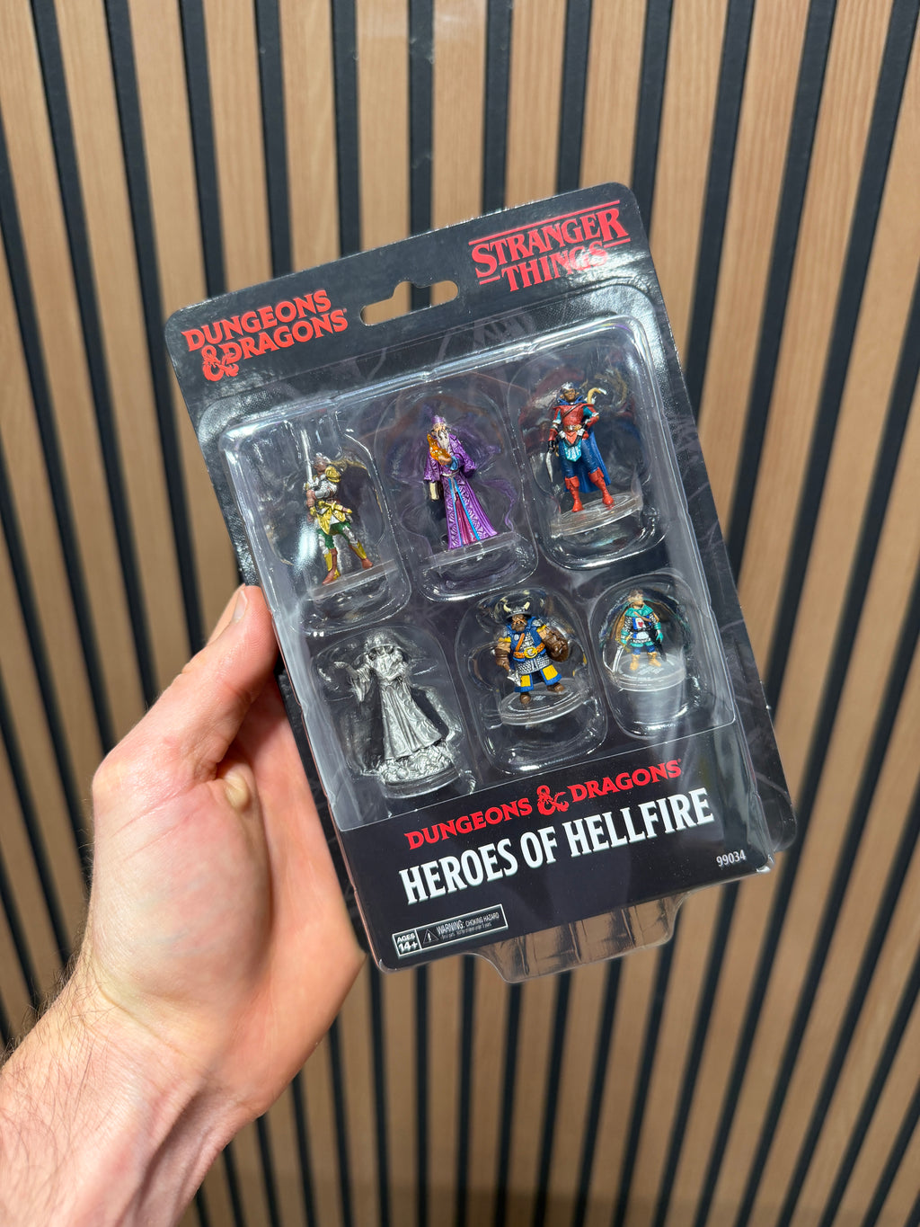 Dungeons & Dragons × Stranger Things Heroes of Hellfire Miniatures 6pk