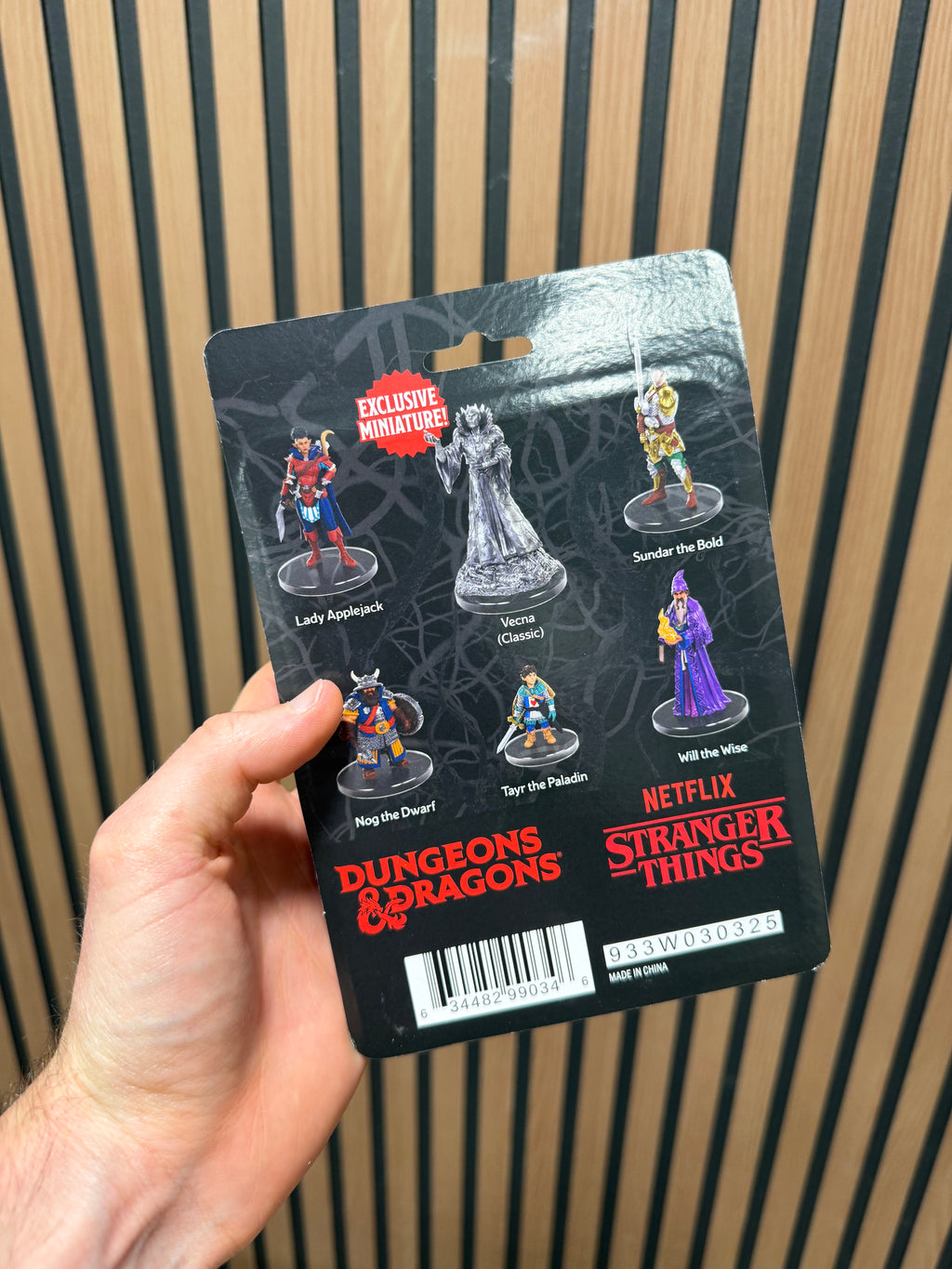 Dungeons & Dragons × Stranger Things Heroes of Hellfire Miniatures 6pk