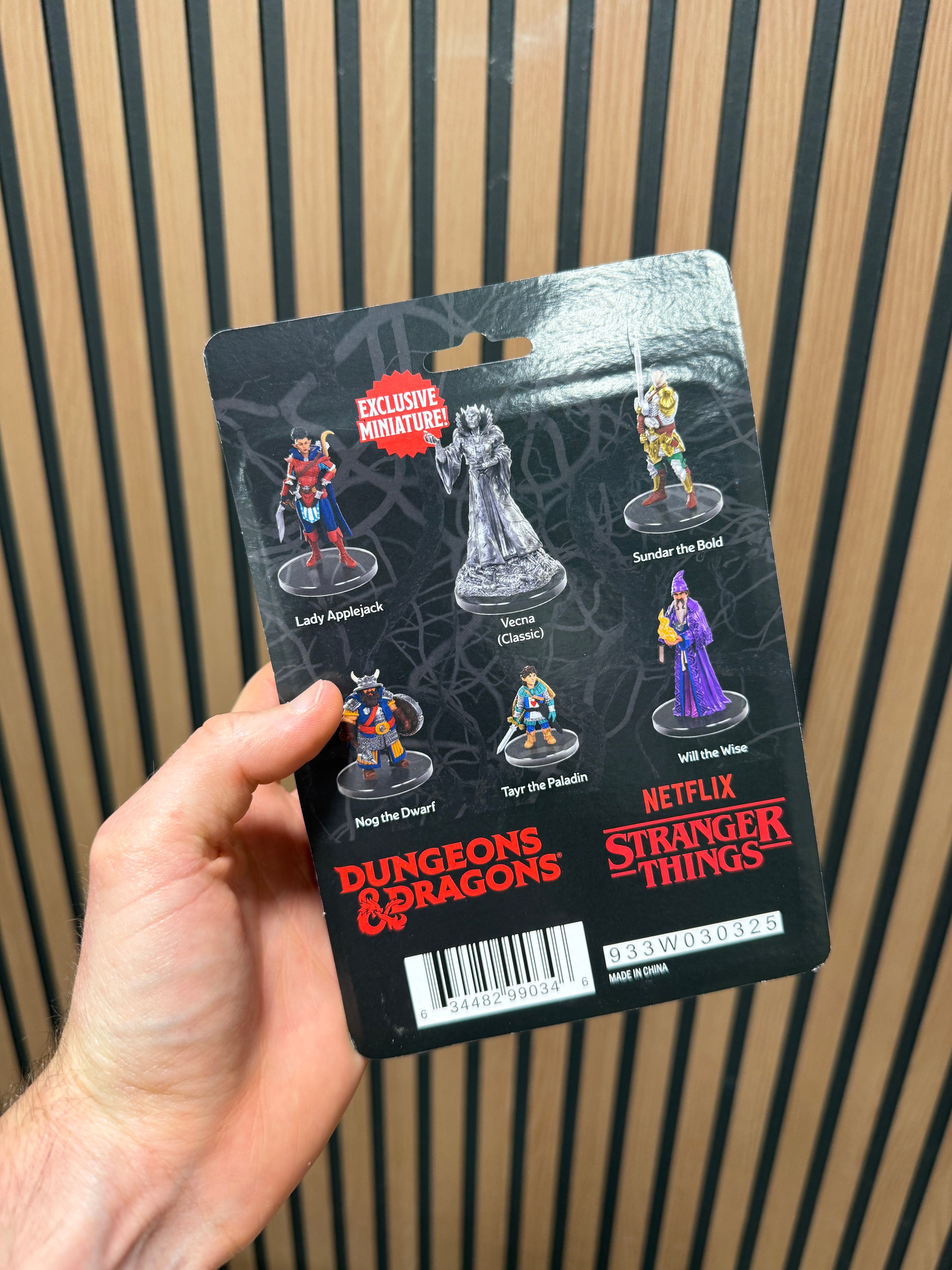 Dungeons & Dragons × Stranger Things Heroes of Hellfire Miniatures 6pk