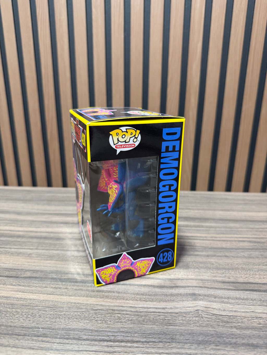 Funko Pop! Netflix Stranger Things Demogorgon #428 Black Light Target Exc NIB