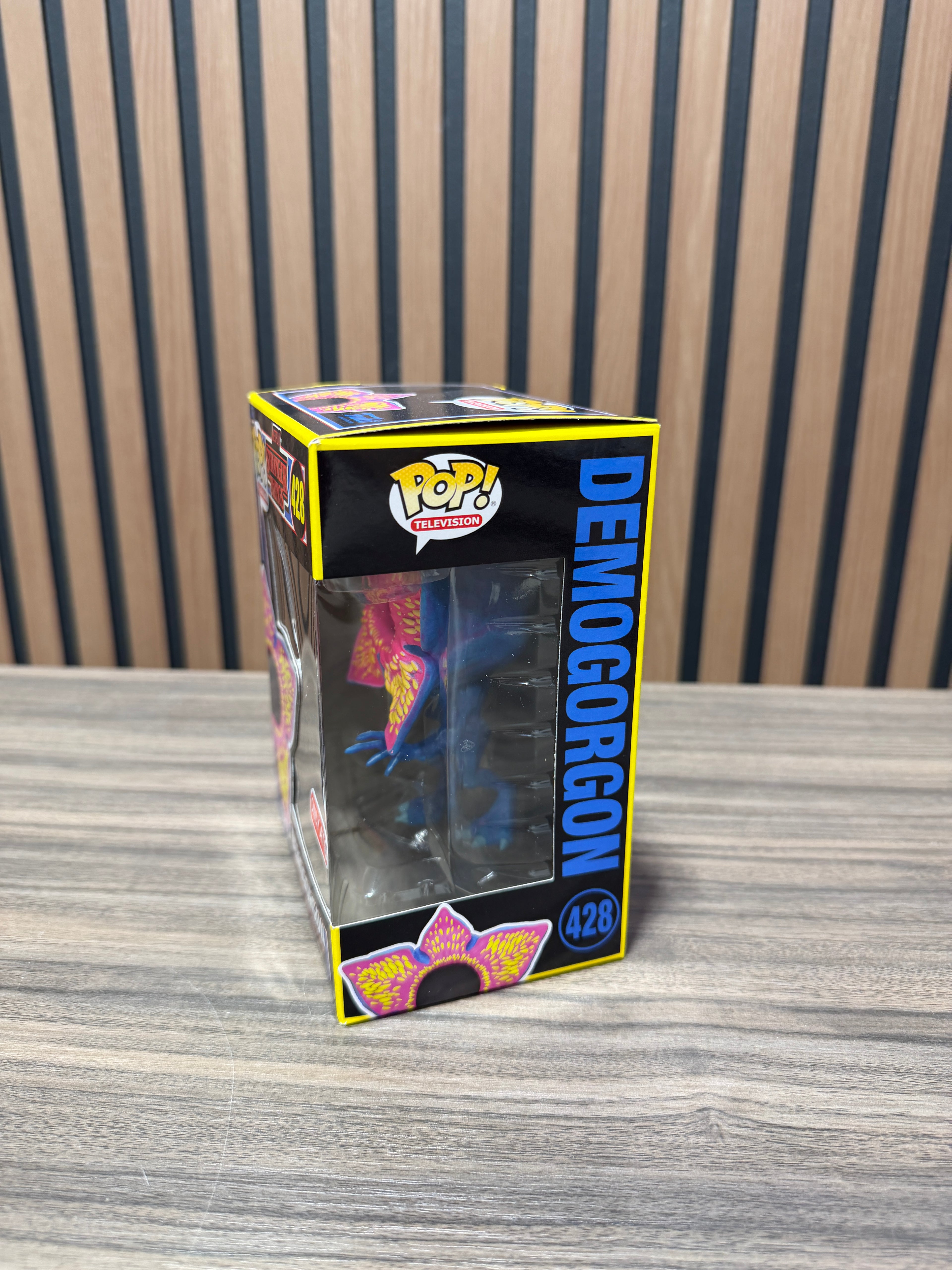 Funko Pop! Netflix Stranger Things Demogorgon #428 Black Light Target Exc NIB