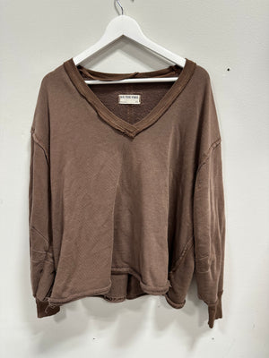 Free People We The Free Venice V-Neck Pullover Sweatshirt Brown Bear Size XS