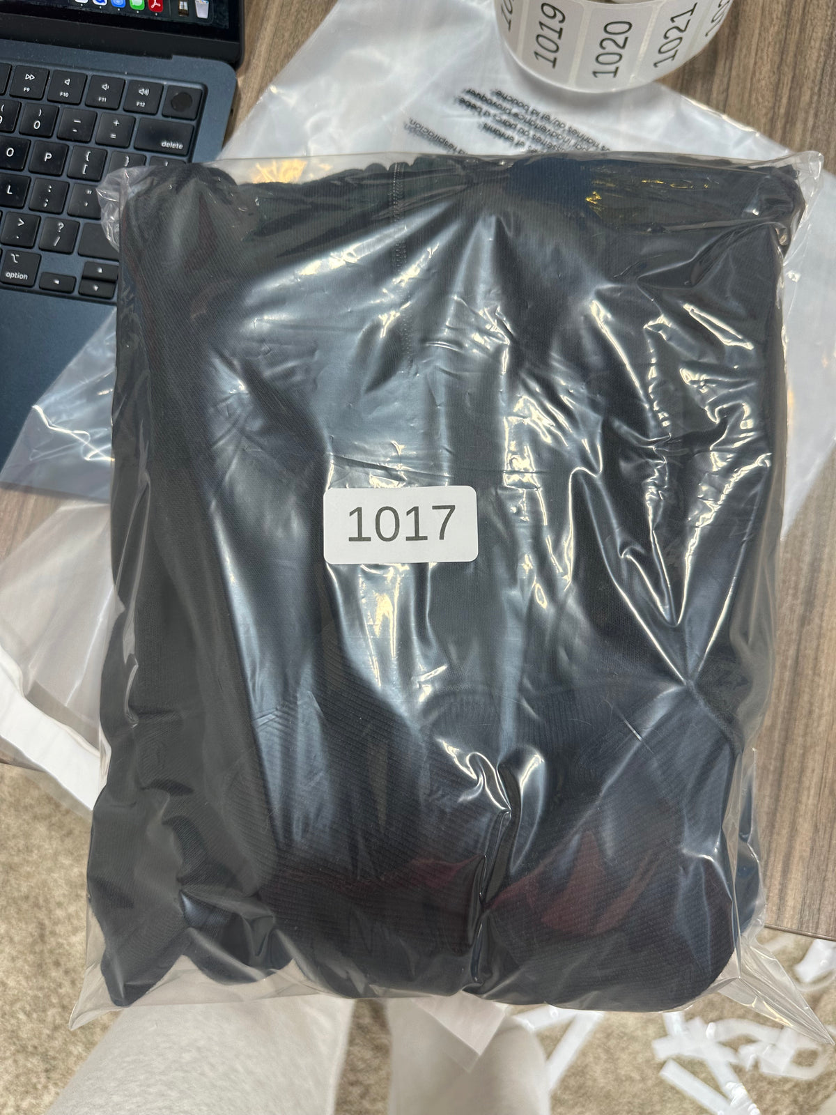 OFFLINE by Aerie Seamed Panel Full-Zip Hooded Sweatshirt True Black Size S