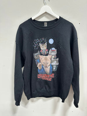 Vintage Stranger Things Cat Parody Sci-Fi Graphic Sweatshirt Black Size L