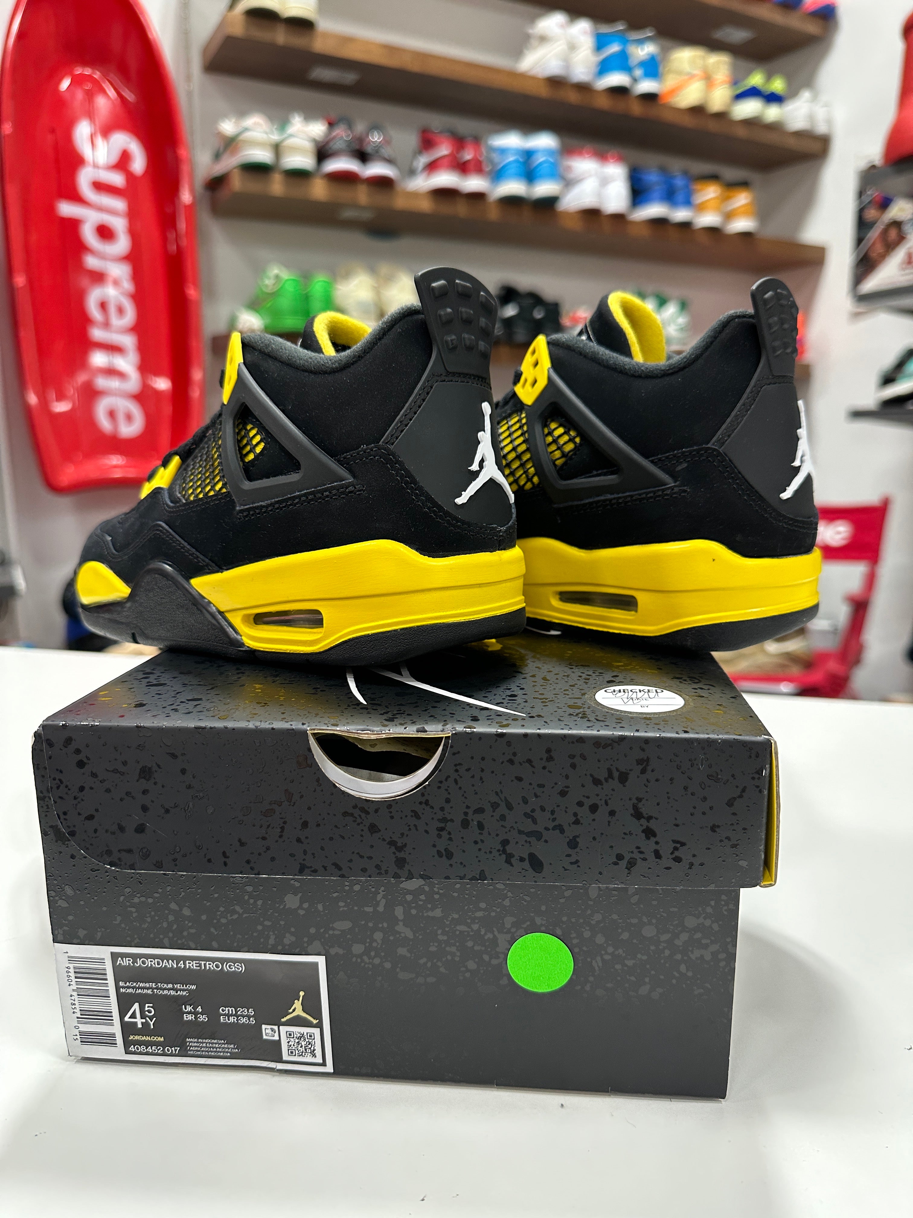 Jordan 4 Thunder Sz 4.5y