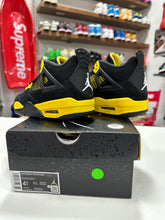 Load image into Gallery viewer, Jordan 4 Thunder Sz 4.5y
