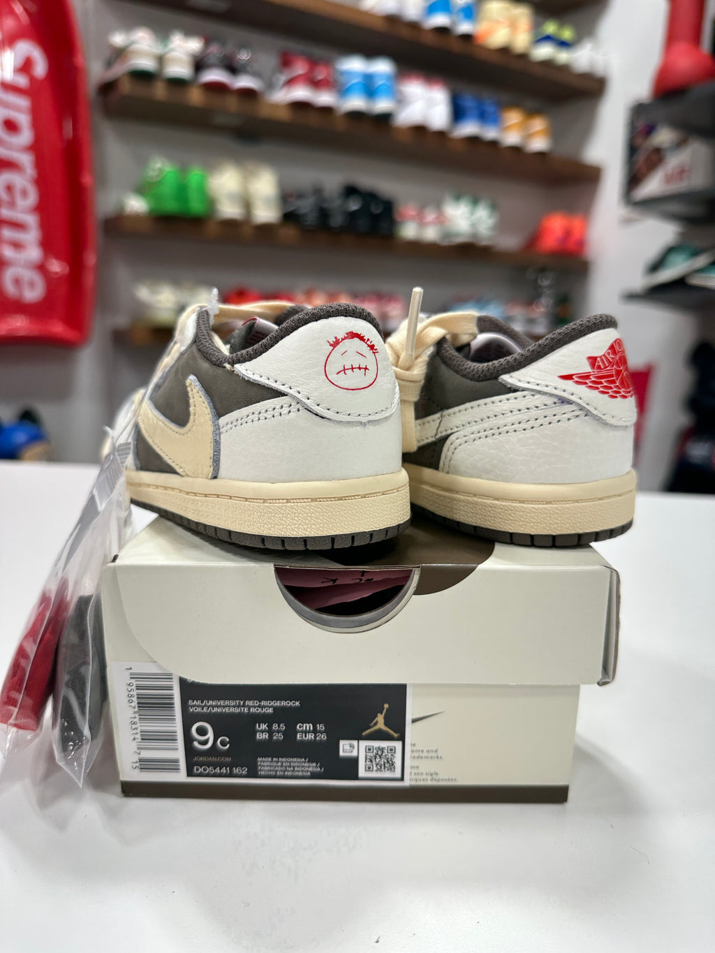 Travis Scott Jordan 1 Low Reverse Mocha Sz 9c