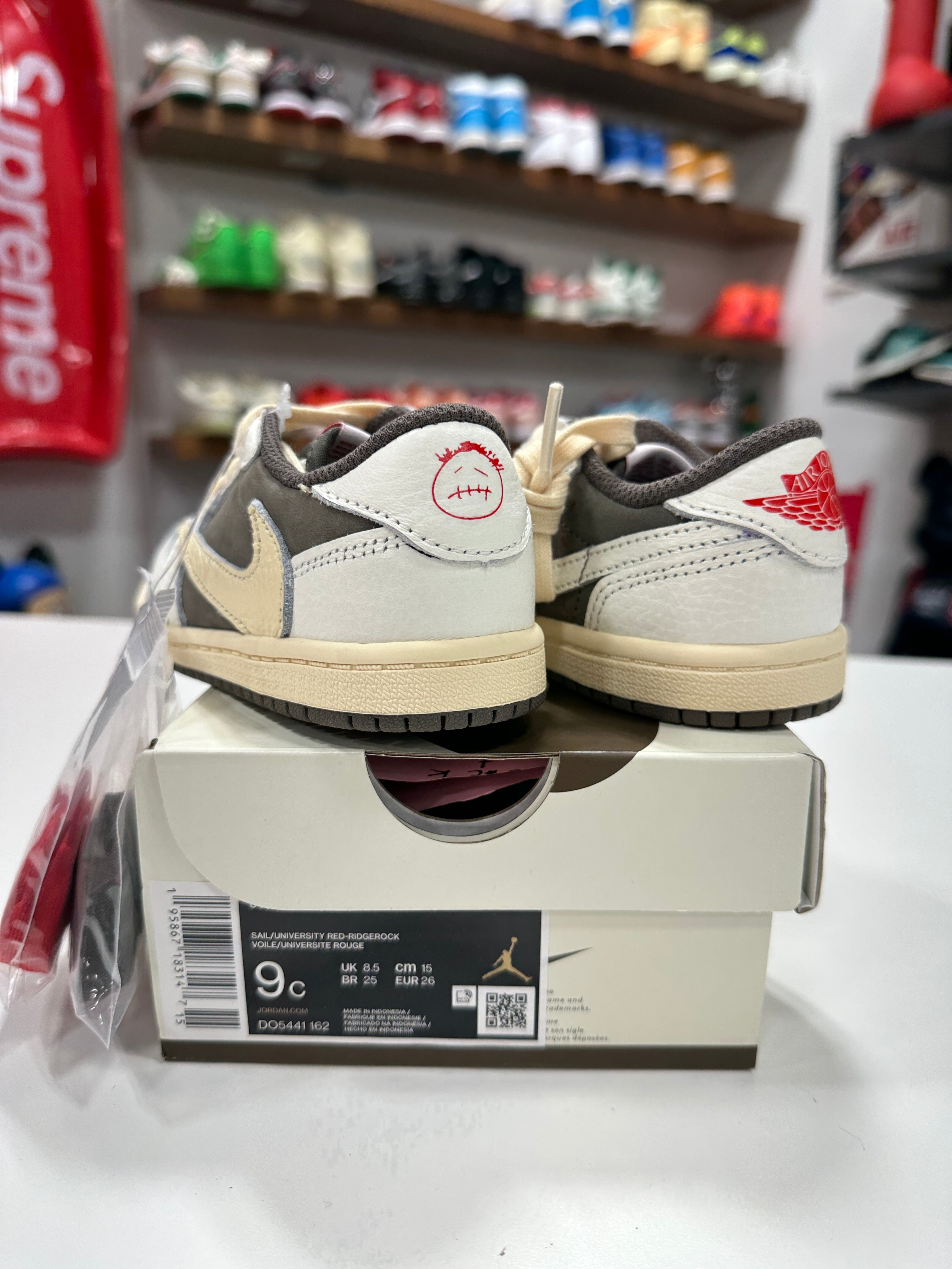 Travis Scott Jordan 1 Low Reverse Mocha Sz 9c