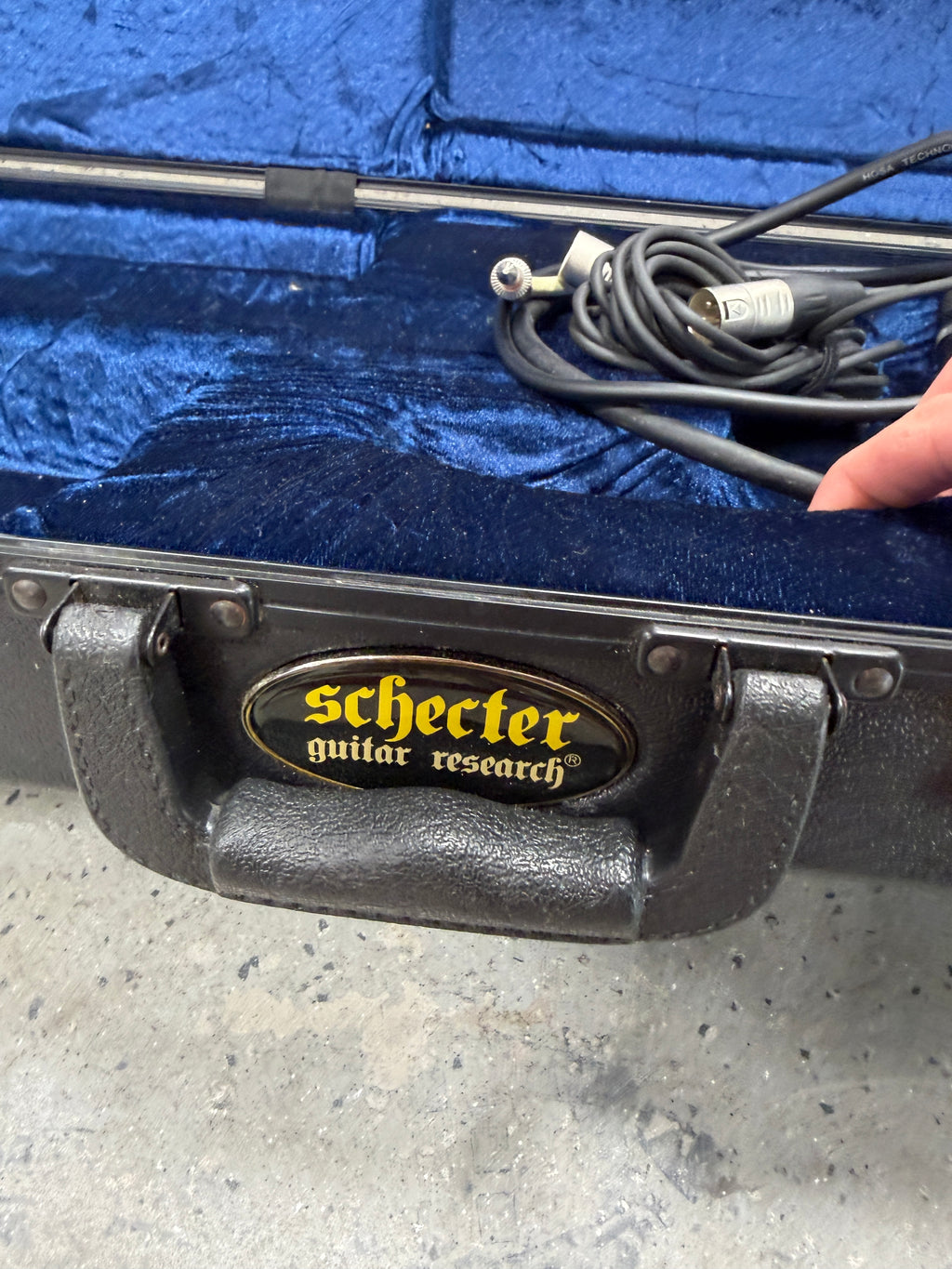 Schecter SGR-1C C-Shape Hardshell Guitar Case