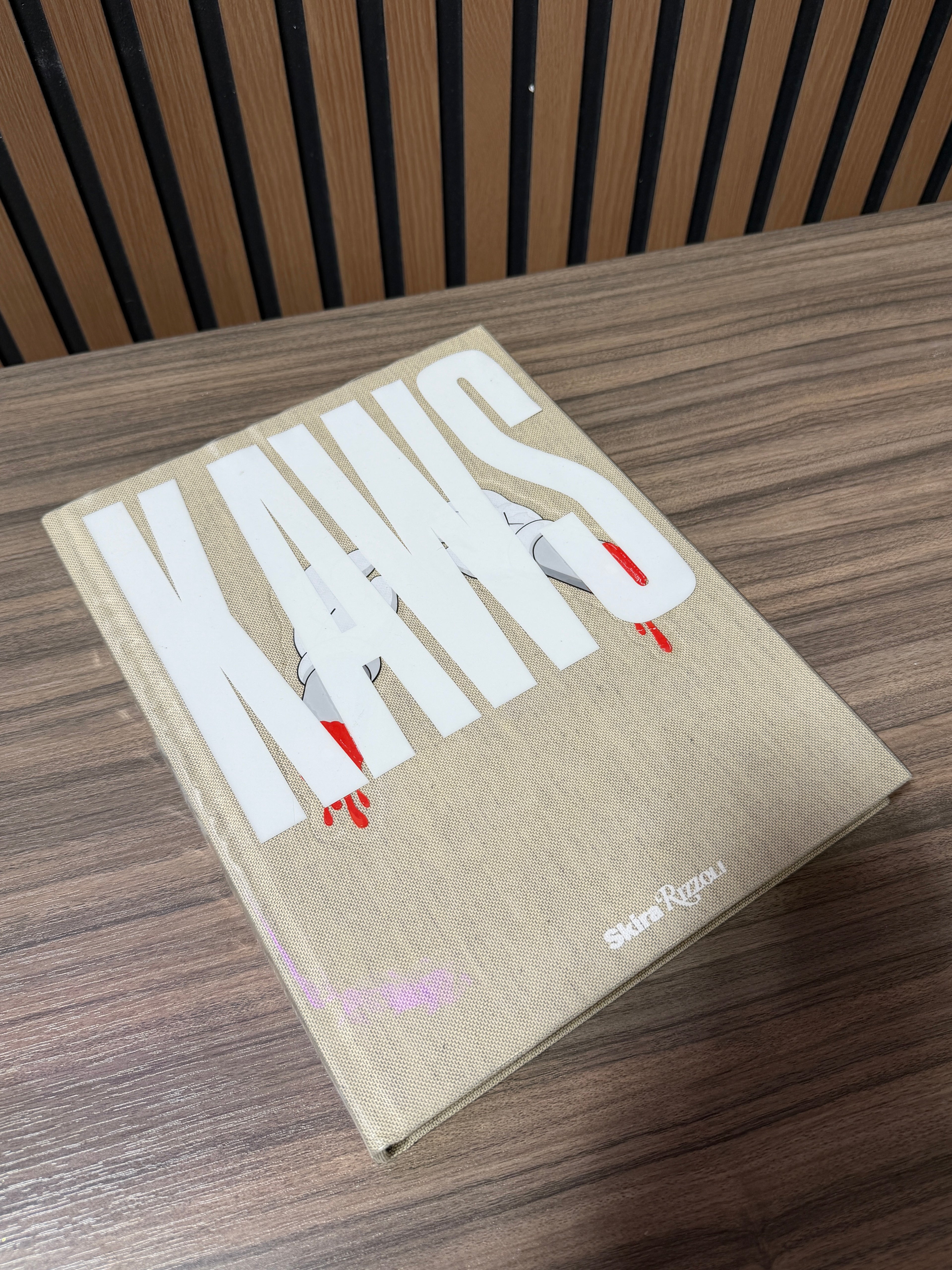KAWS Rizzoli 2010 Hardcover Book Monograph Companion Banksy Graffiti Street artKAWS Rizzoli 2010 Hardcover Book Monograph Companion Banksy Graffiti Street art