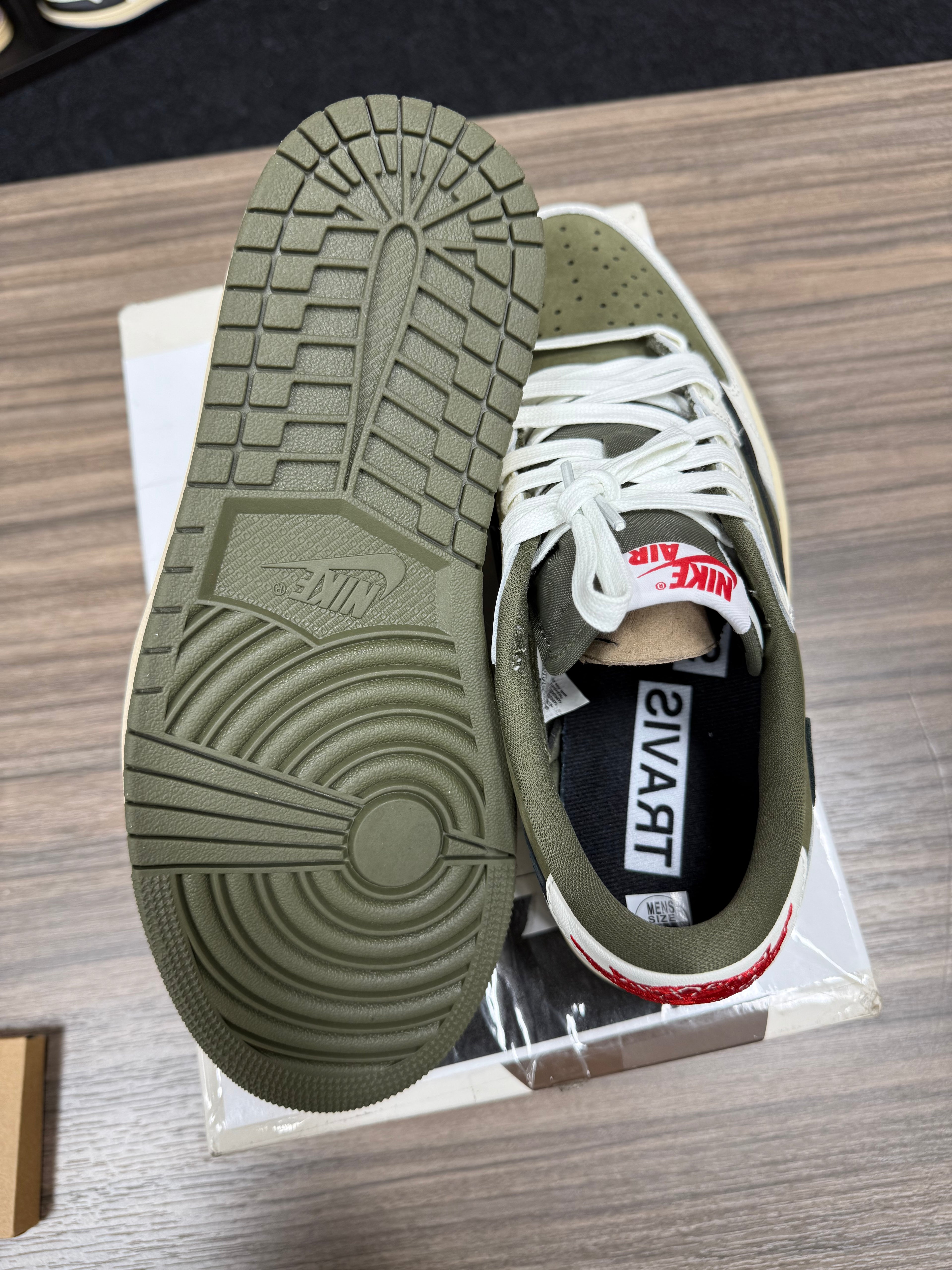 Jordan 1 Retro Low OG SP Travis Scott Medium Olive Sz 7M DAMAGED BOX