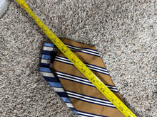 Load image into Gallery viewer, Set Of 3 Brooks Brothers Ties 57&quot; x 3.5&quot;
