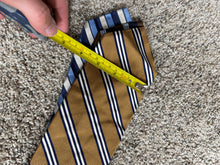 Load image into Gallery viewer, Set Of 3 Brooks Brothers Ties 57&quot; x 3.5&quot;
