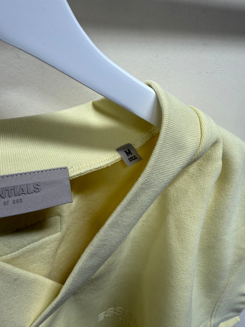 FEAR OF GOD ESSENTIALS Yellow V-Neck Vest Sz M