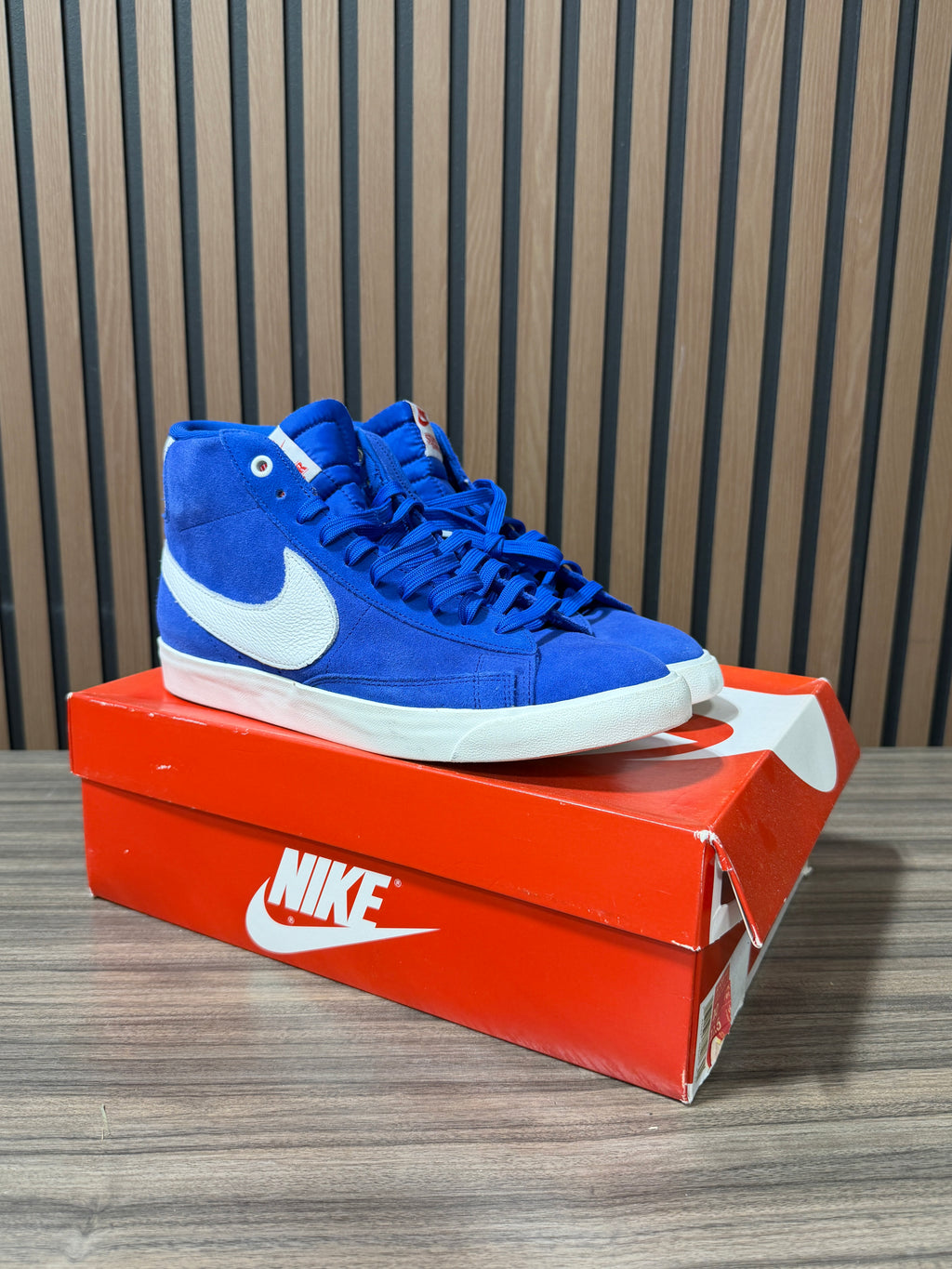 Nike x Stranger Things Blazer Mid 1985 Game Royal White Suede Men’s Sz 10