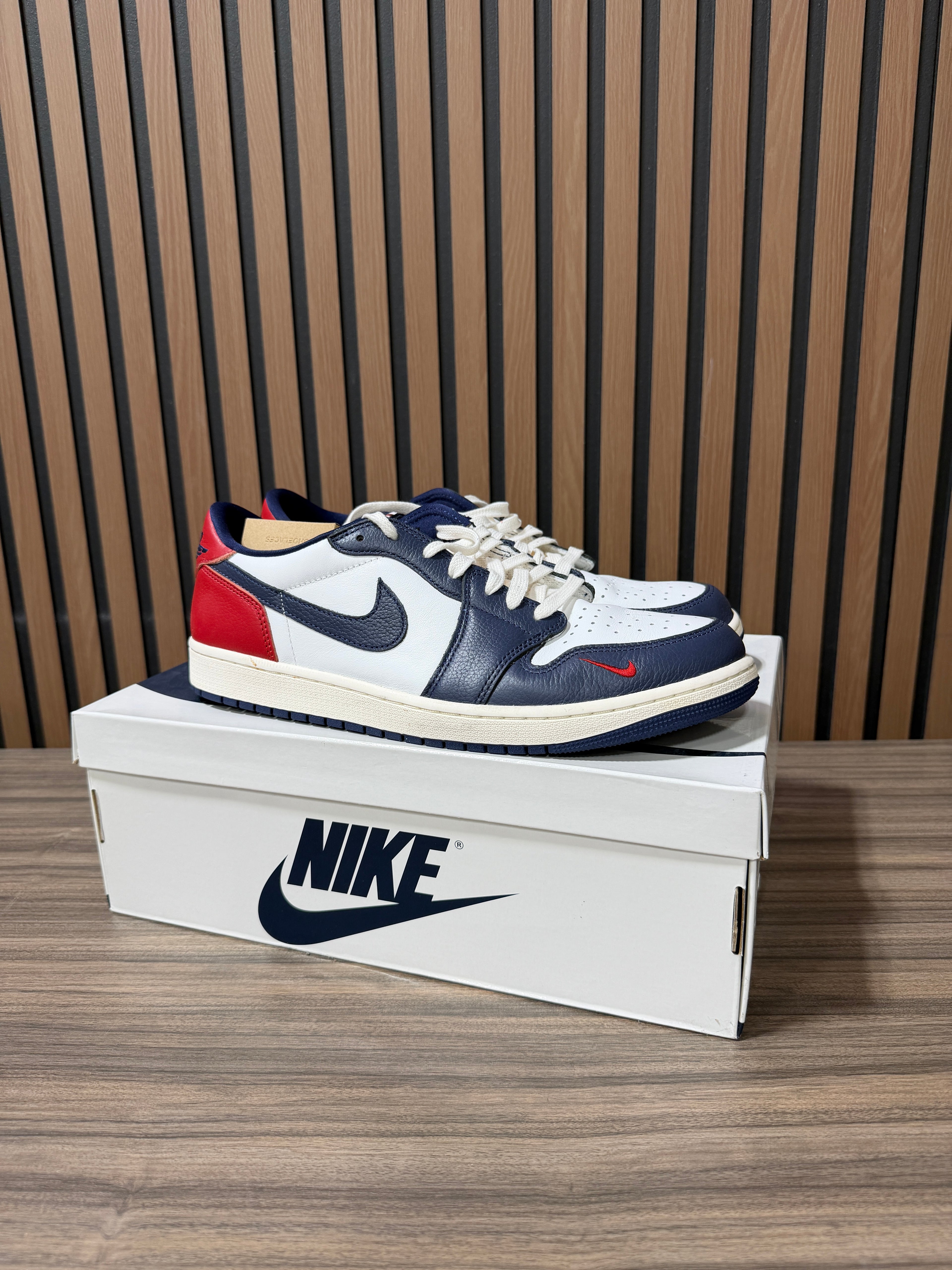 Nike Air Jordan 1 Low White/Navy/Red Sz 13