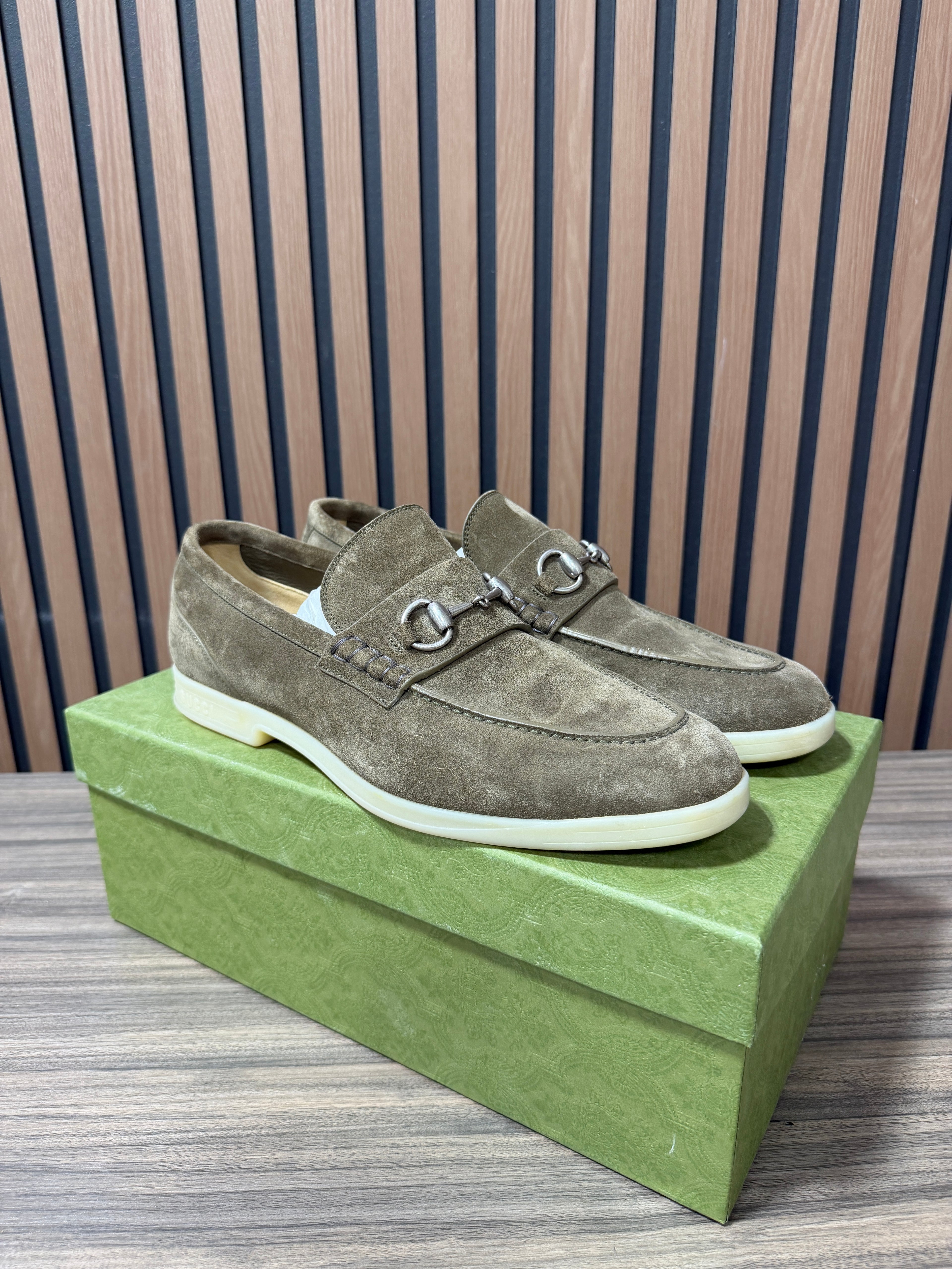 Gucci Horsebit suede loafers Sz gucci 10.5 (fits like 12-13)