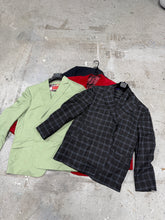 Load image into Gallery viewer, 4 Big and Tall suits
