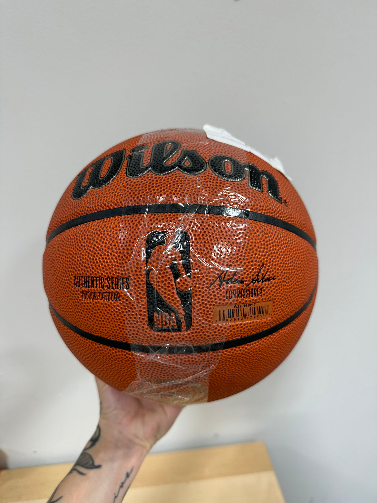 Brand New Wilson NBA Authentic Series Indoor/Outdoor Basketball – Official Regulation Size 7 (29.5")