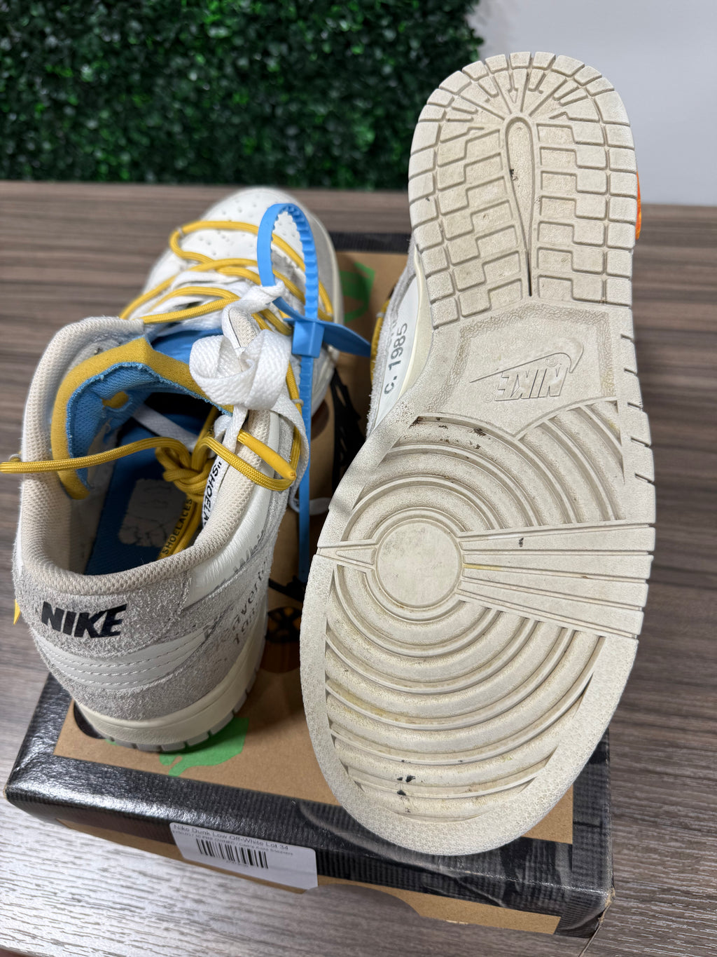 Off White x Nike Dunk Low Lot 34 Sz 10