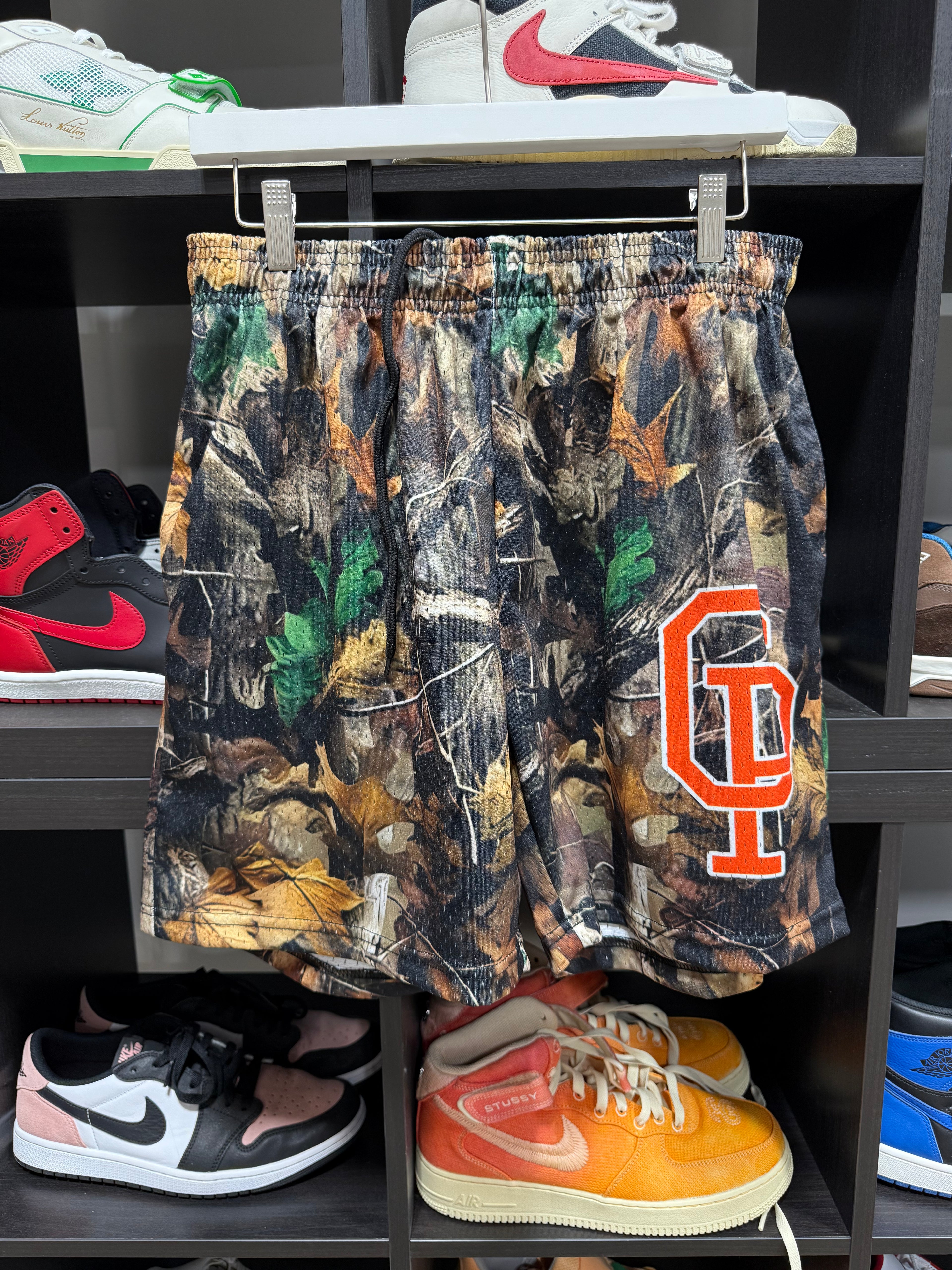 Crisp Shorts Camo Sz L