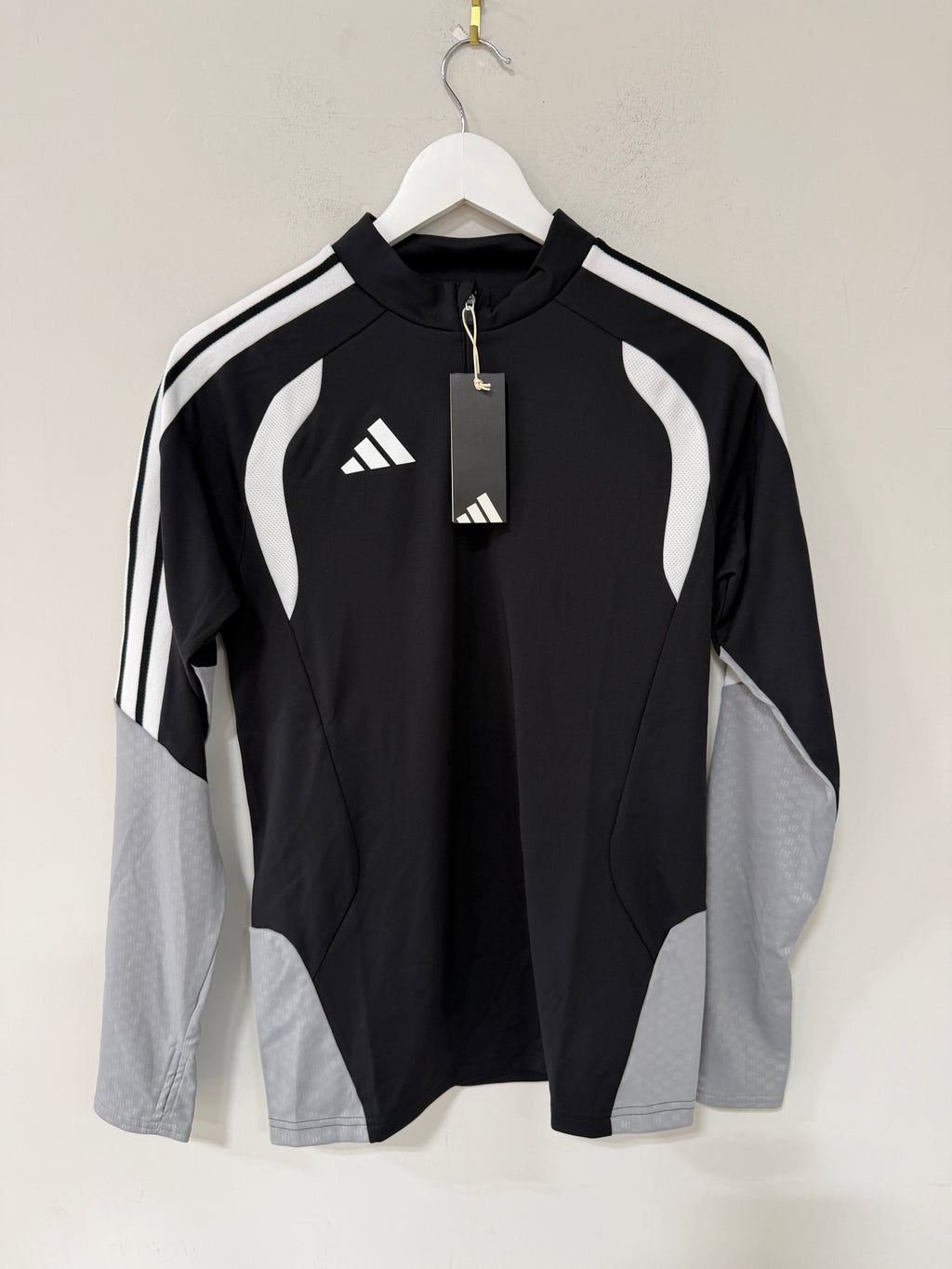 Adidas tiro 26 Competition Top Womens Sz Small