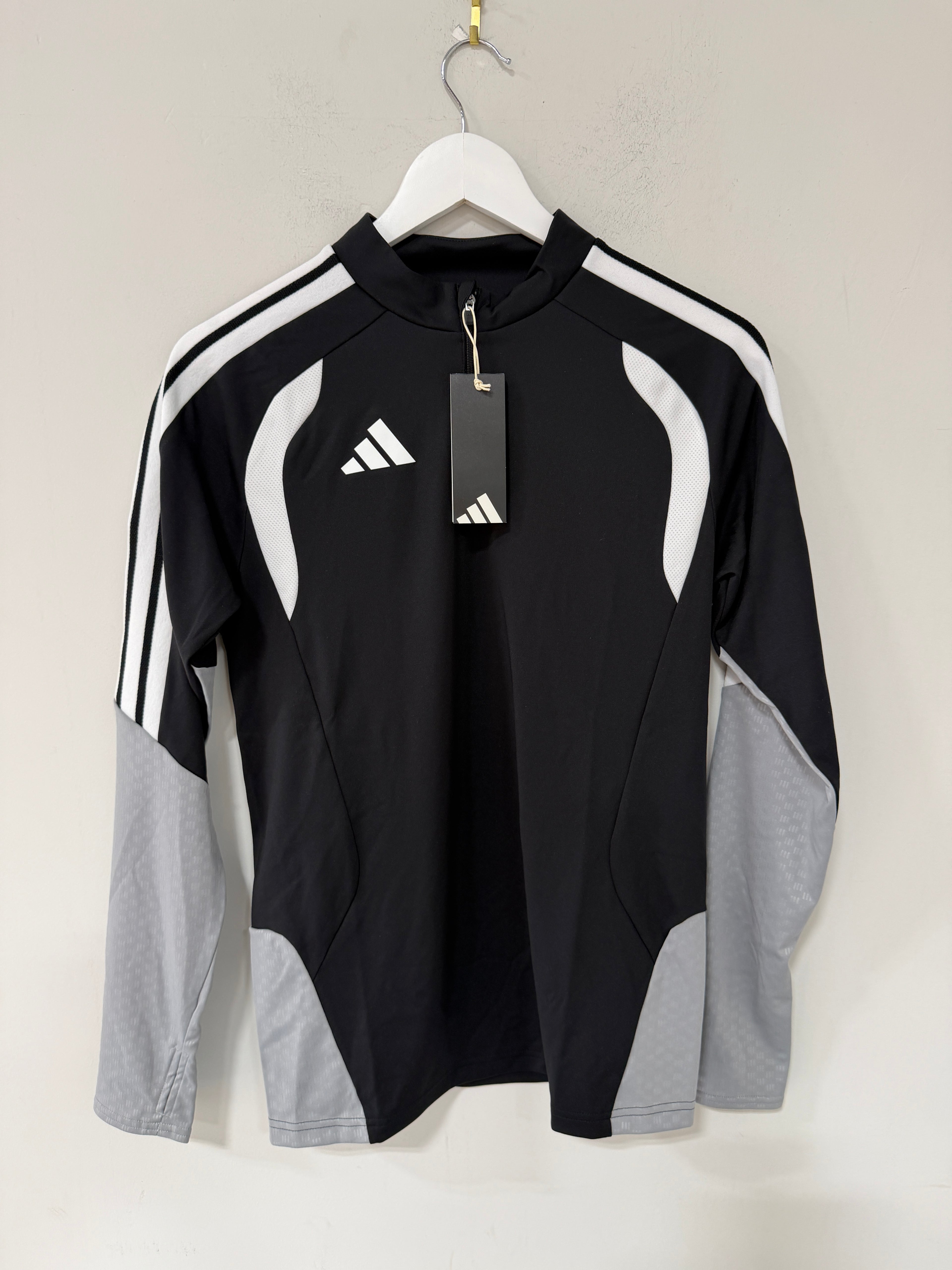 Adidas tiro 26 Competition Top Womens Sz Small