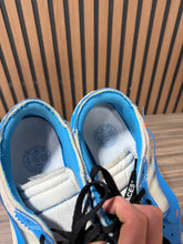 Load image into Gallery viewer, JSM Custom Off White UNC Low Sz 15
