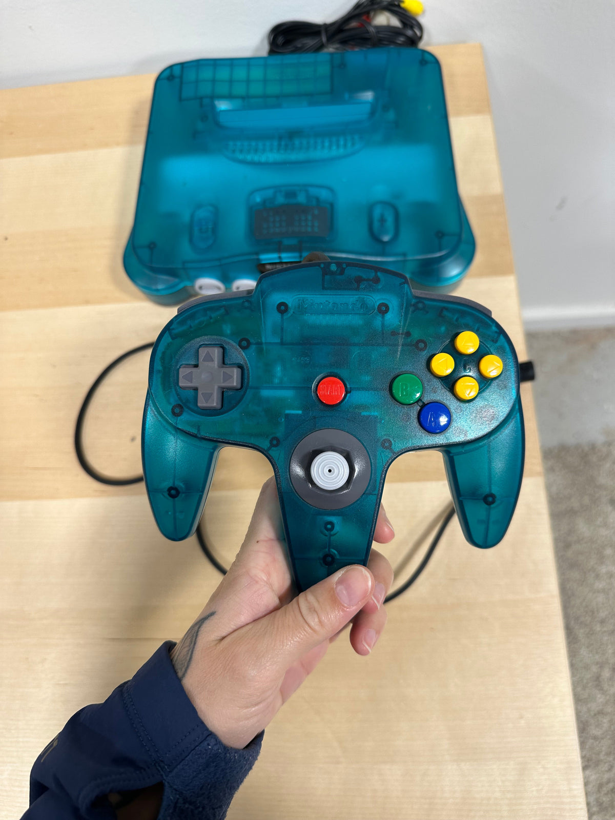 Nintendo 64 N64 Clear Blue White Two Tone Funtastic Series Console With Box