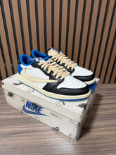 Load image into Gallery viewer, Travis Scott Fragment Low Sz 12
