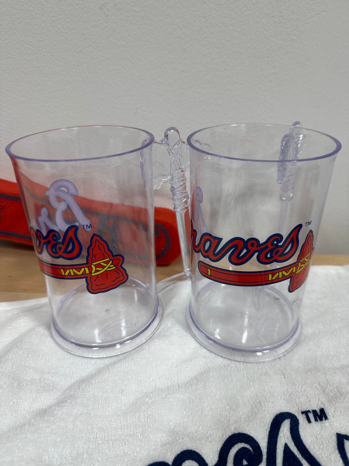 Atlanta Braves 7-Piece Stadium Fan Collectibles Bundle (NWT Towel, Cups, Bats)