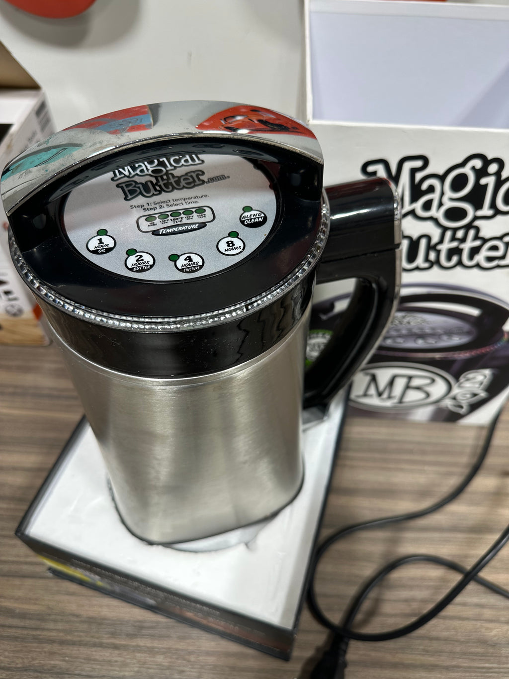 Magical Butter MB2e Botanical Extractor Machine Infuser Boxed Clean Working