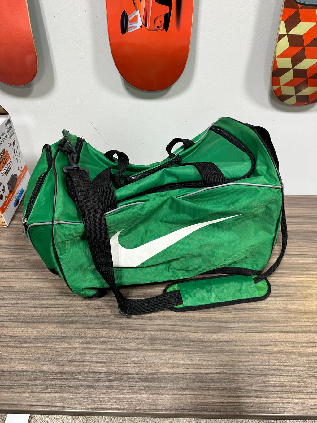 Nike Team Training Duffel Bag Medium Green Black Gym Travel Sports Duffle