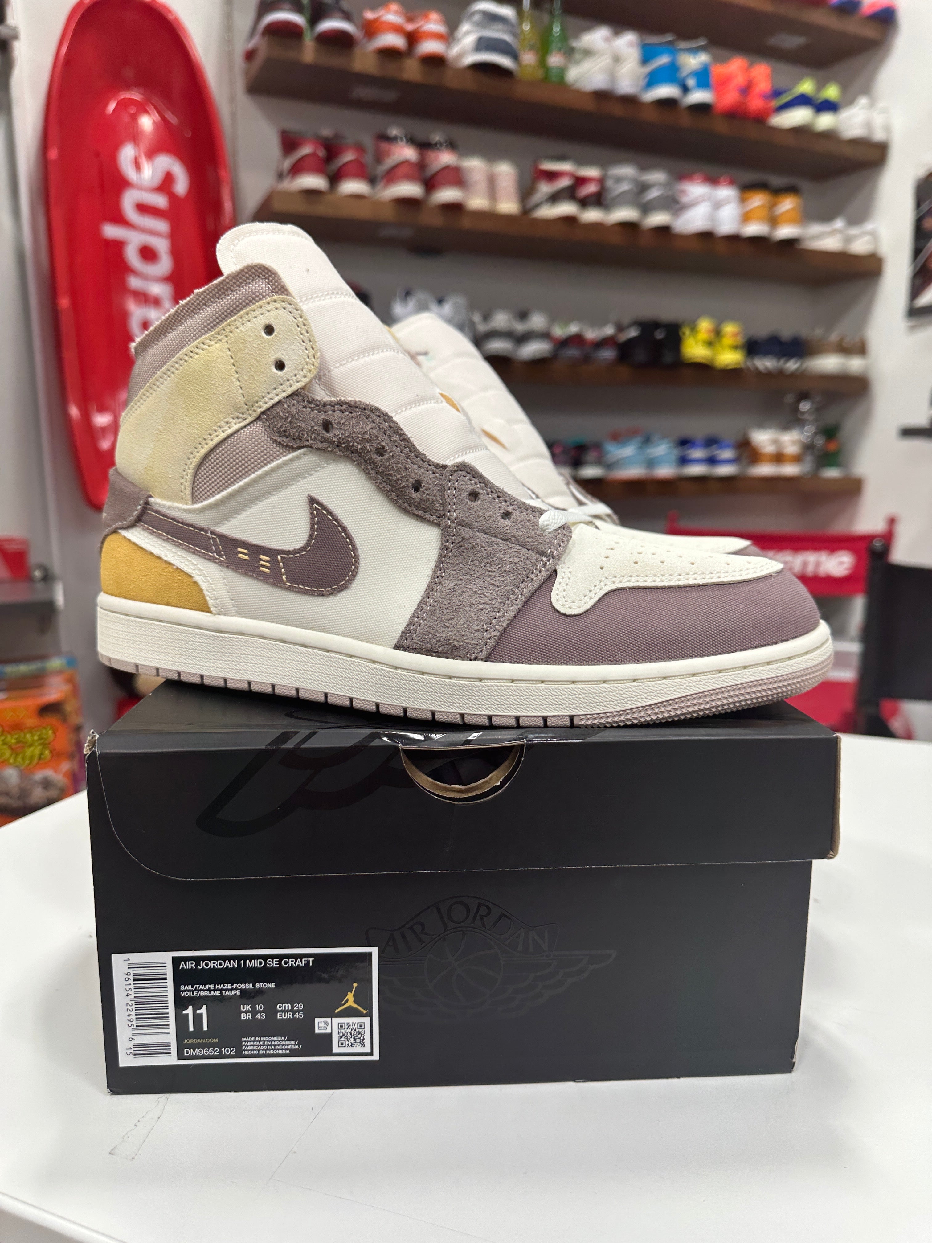 Jordan 1 Mid Craft Sz 11