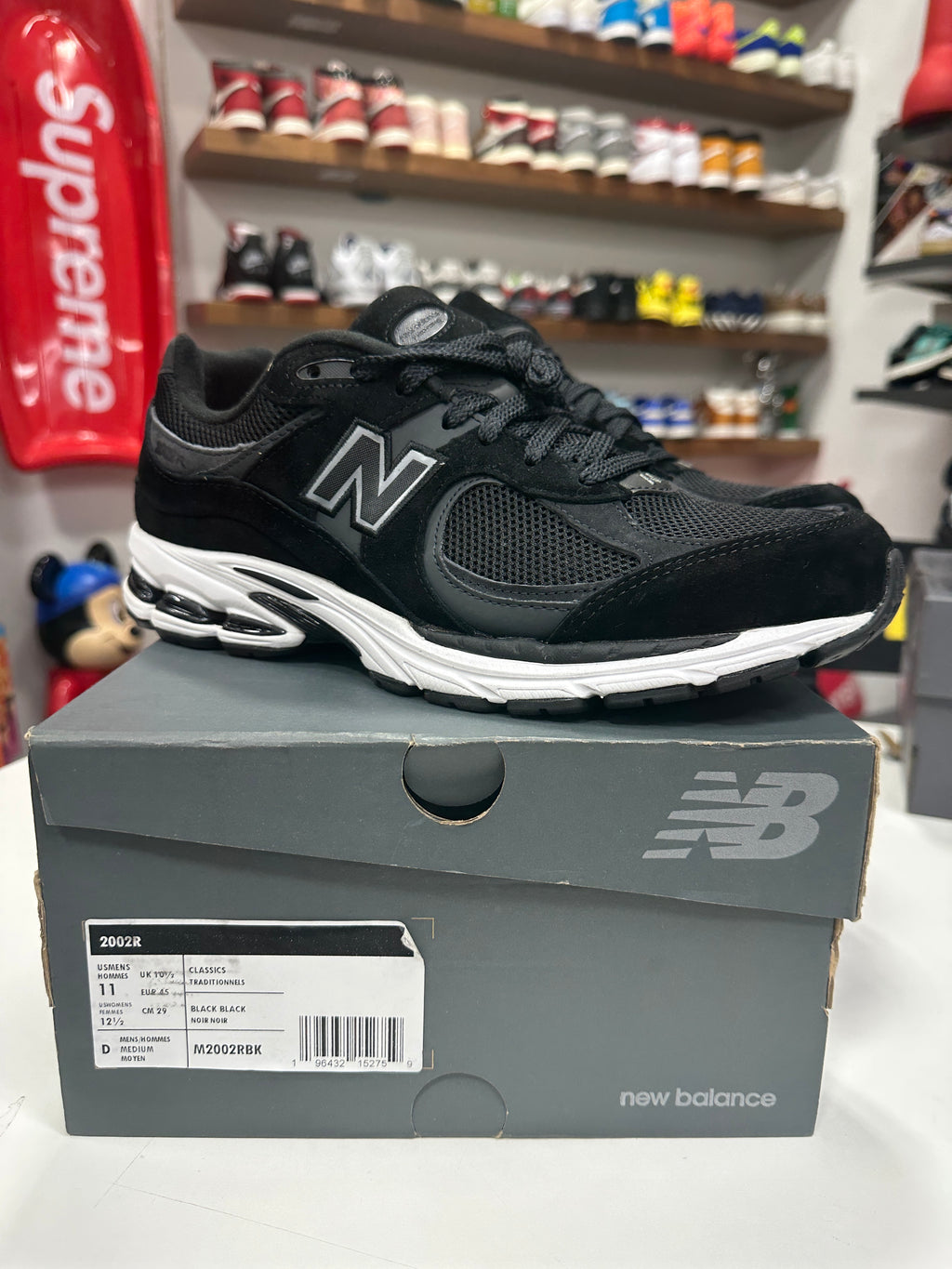 New Balance 2002R Black Sz 11