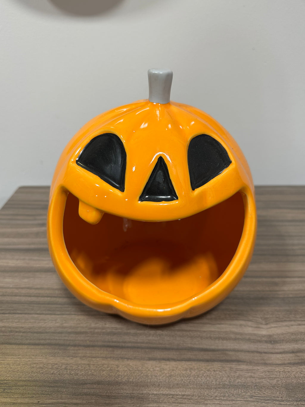Hyde & EEK! Halloween Figural Ceramic Pumpkin Candy Dish Open Mouth