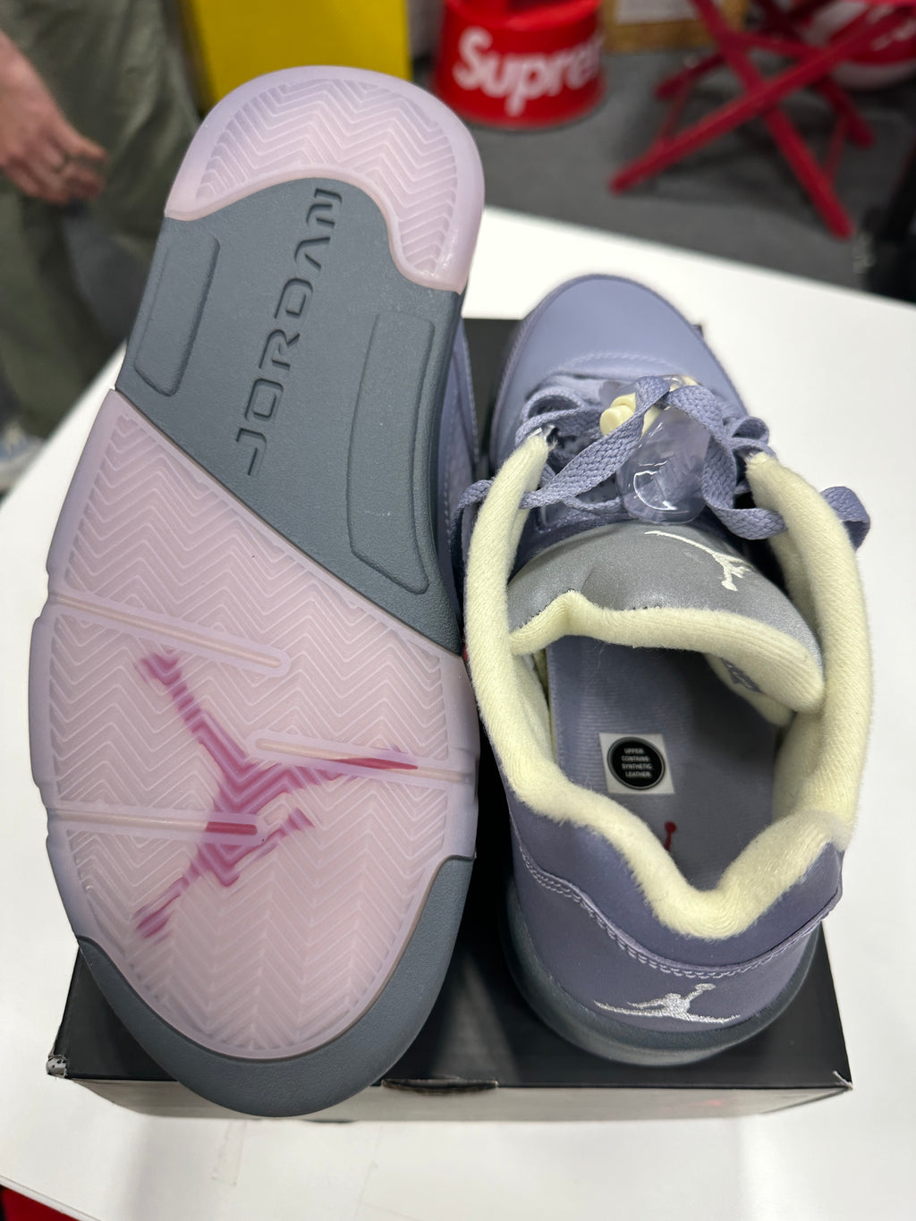 WMNS Jordan 5 Low Indigo Haze Sz 8W 6.5M