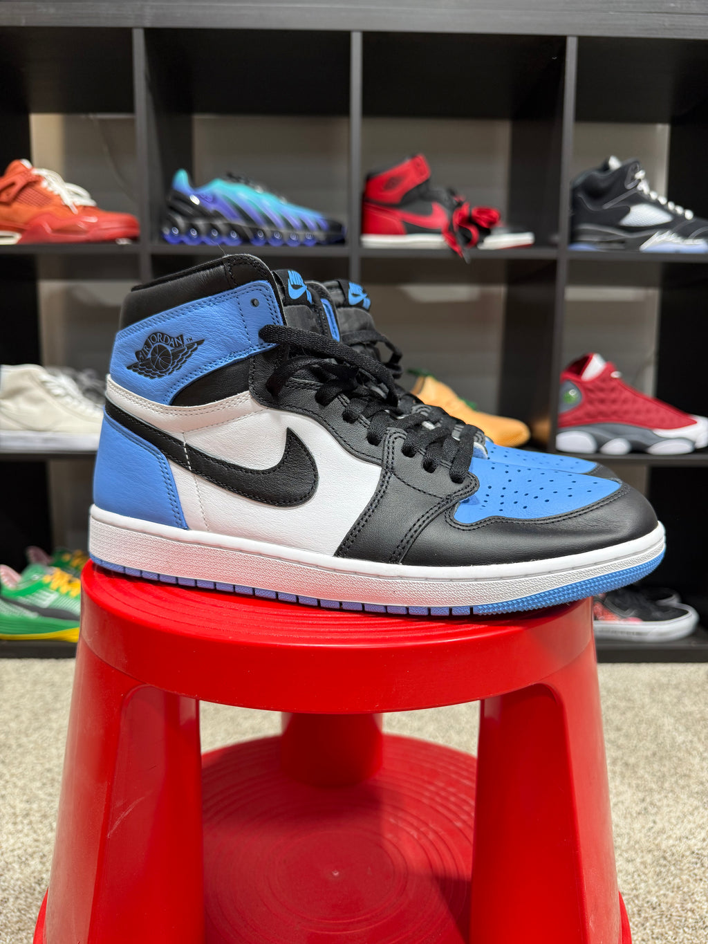 JAir Jordan 1 Retro High OG 'UNC Toe' Sz 10.5 NO BOX